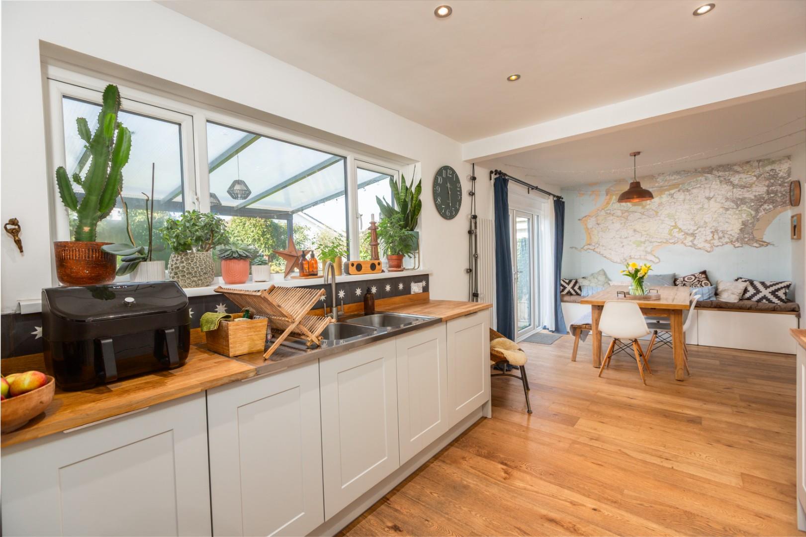 Pennard Drive, Southgate, Swansea, SA3 2DP